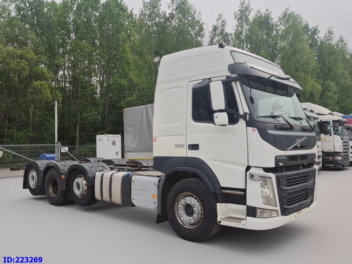 VOLVO FM13 500HP 8x2 (2 steering axels) - 驾驶室底盘卡车:图4 VOLVO FM13 500HP 8x2 (2 steering axels) - 驾驶室底盘卡车:图4