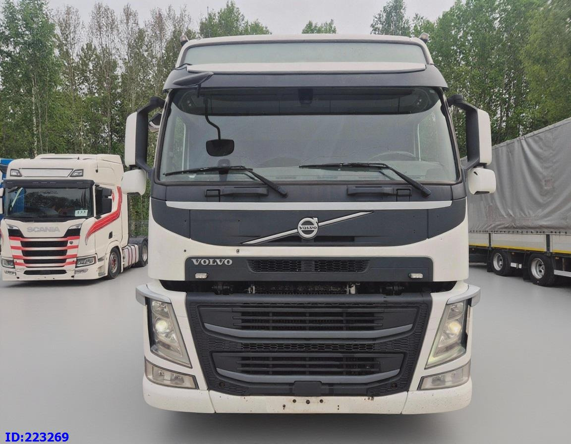 VOLVO FM13 500HP 8x2 (2 steering axels) - 驾驶室底盘卡车:图2 VOLVO FM13 500HP 8x2 (2 steering axels) - 驾驶室底盘卡车:图2