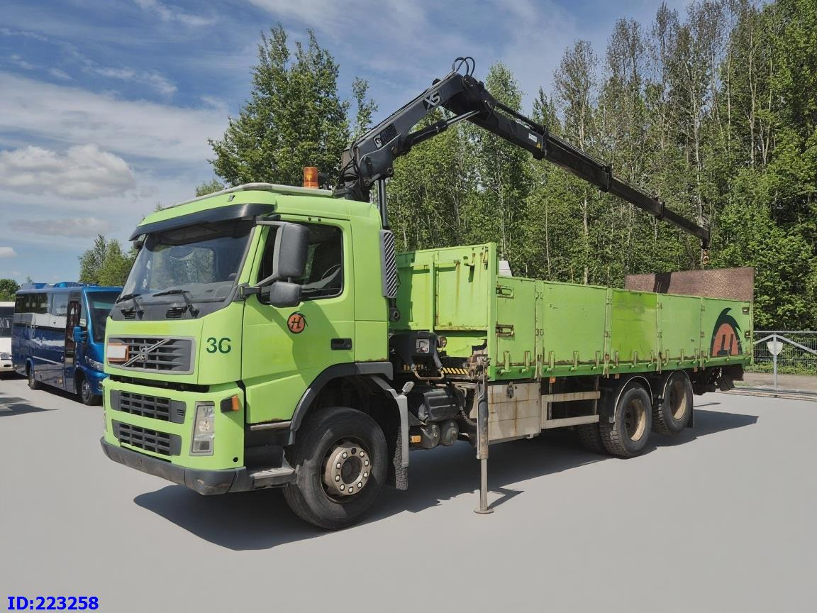 VOLVO FM9 300HP 6x2 + HIAB 144B -3 CL - 栏板式/ 平板卡车:图1 VOLVO FM9 300HP 6x2 + HIAB 144B -3 CL - 栏板式/ 平板卡车:图1