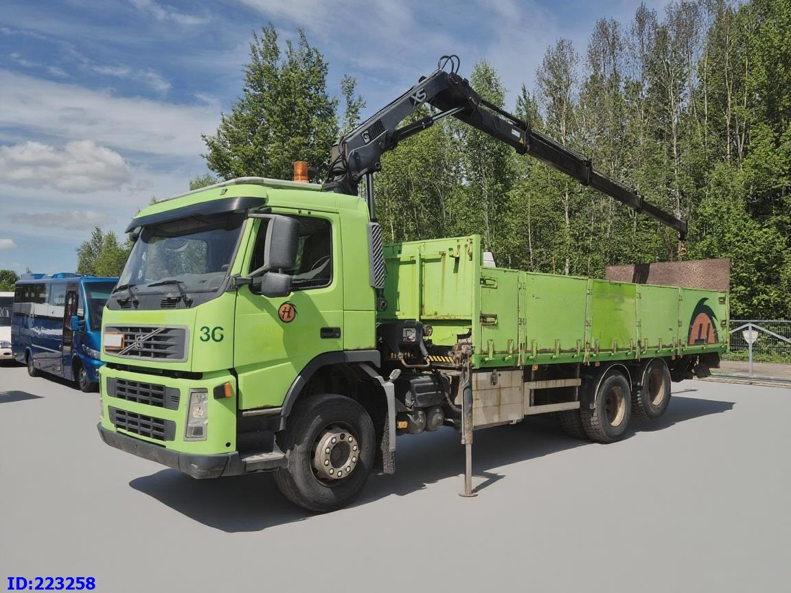 VOLVO FM9 300HP 6x2 + HIAB 144B -3 CL - 栏板式/ 平板卡车:图1 VOLVO FM9 300HP 6x2 + HIAB 144B -3 CL - 栏板式/ 平板卡车:图1