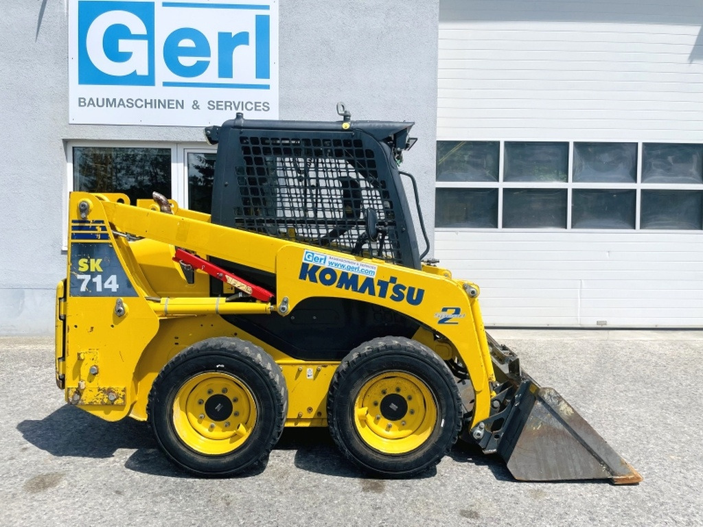 Komatsu SK714 (4012) - 滑移装载机:图2 Komatsu SK714 (4012) - 滑移装载机:图2