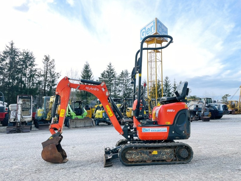 Kubota K008-3 (3727) - 小型挖掘机:图1 Kubota K008-3 (3727) - 小型挖掘机:图1
