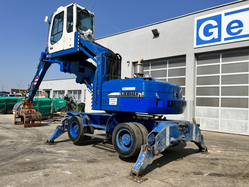 Liebherr A 316 Litronic (110986) - 垃圾/ 工业叉装车:图4 Liebherr A 316 Litronic (110986) - 垃圾/ 工业叉装车:图4
