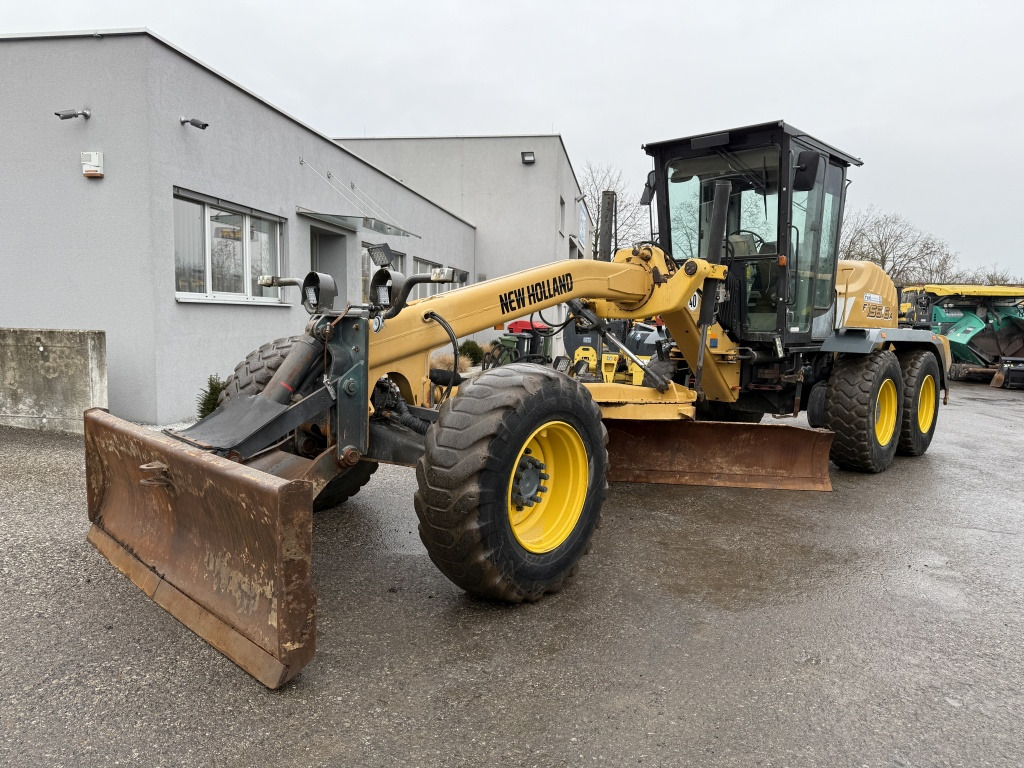 New Holland F 156.6 A (111750) - 平路机:图3 New Holland F 156.6 A (111750) - 平路机:图3