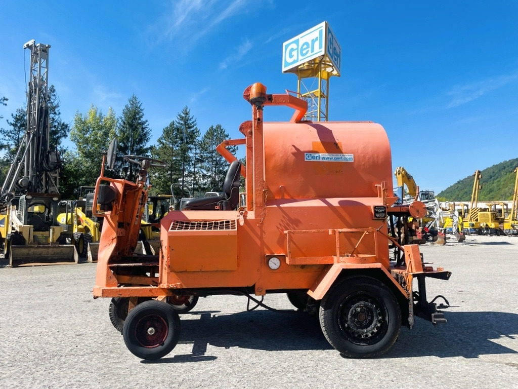 Strassmayr S-25-500G (4055) - 沥青洒布车:图1 Strassmayr S-25-500G (4055) - 沥青洒布车:图1
