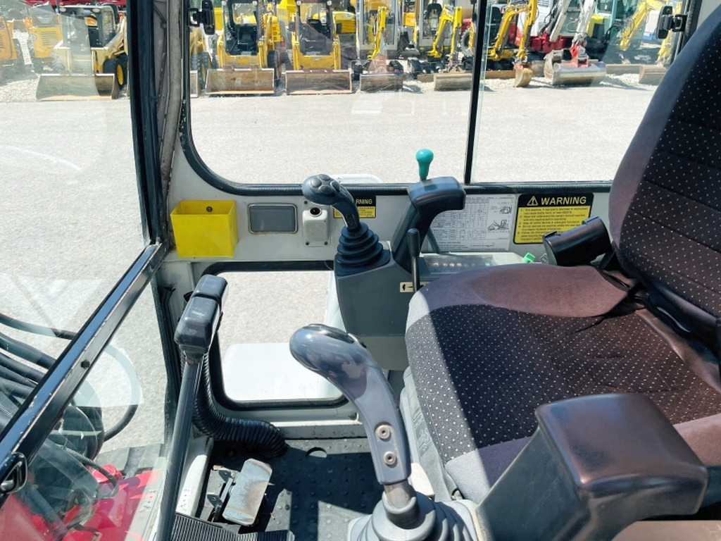 Takeuchi TB125 (4004) - 小型挖掘机:图5 Takeuchi TB125 (4004) - 小型挖掘机:图5