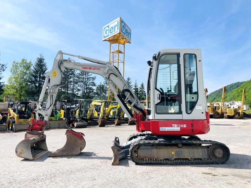 Takeuchi TB138FR (3775) - 小型挖掘机:图1 Takeuchi TB138FR (3775) - 小型挖掘机:图1