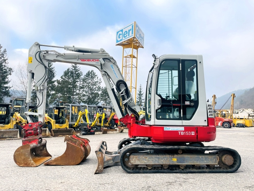 Takeuchi TB153FR (4100) - 小型挖掘机:图1 Takeuchi TB153FR (4100) - 小型挖掘机:图1