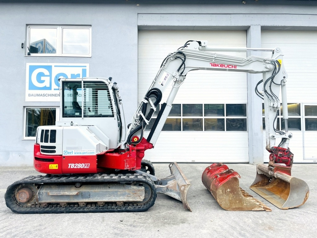 Takeuchi TB280FR (4002) - 小型挖掘机:图2 Takeuchi TB280FR (4002) - 小型挖掘机:图2
