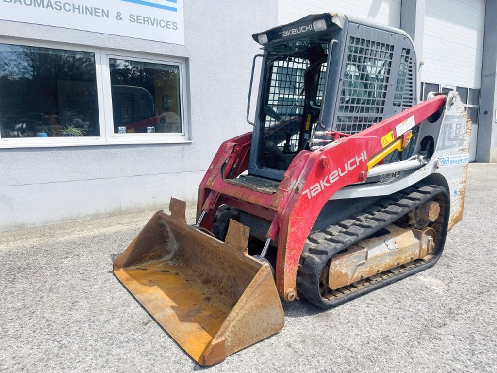 Takeuchi TL8 (4031) - 滑移装载机:图4 Takeuchi TL8 (4031) - 滑移装载机:图4