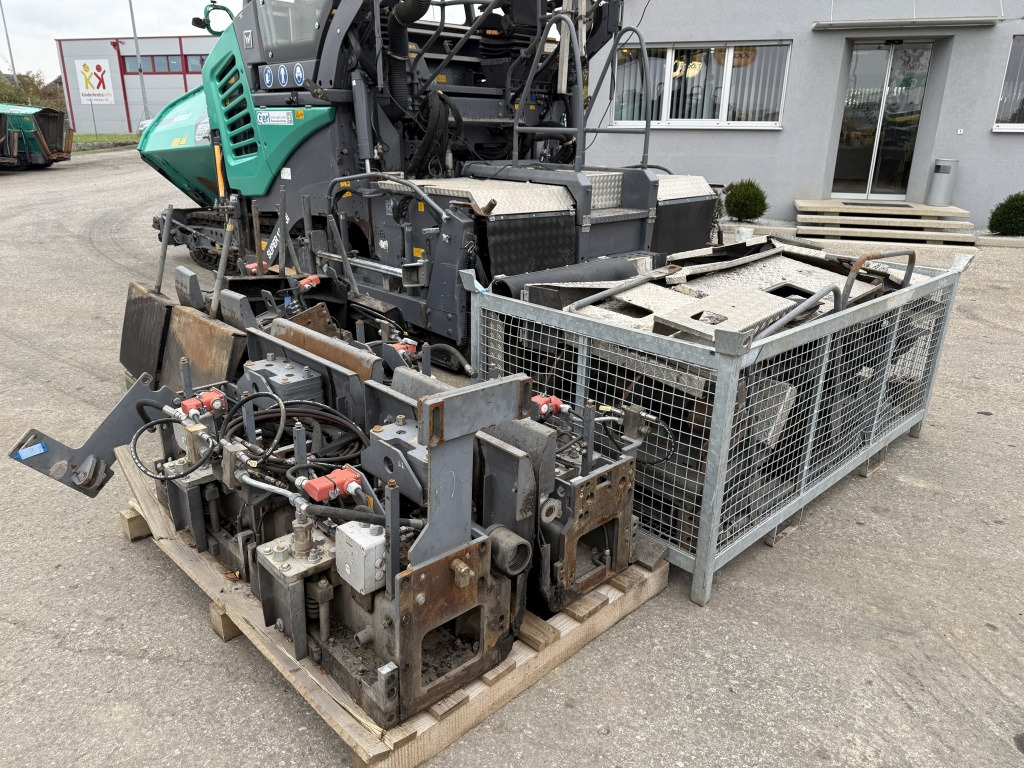 Vögele Super 1800-3i (111735) - 沥青铺路机:图5 Vögele Super 1800-3i (111735) - 沥青铺路机:图5
