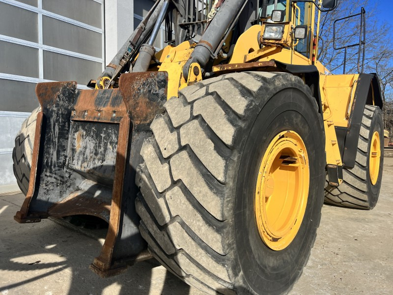 Volvo L 180 E HL (110814) - 轮式装载机:图3 Volvo L 180 E HL (110814) - 轮式装载机:图3