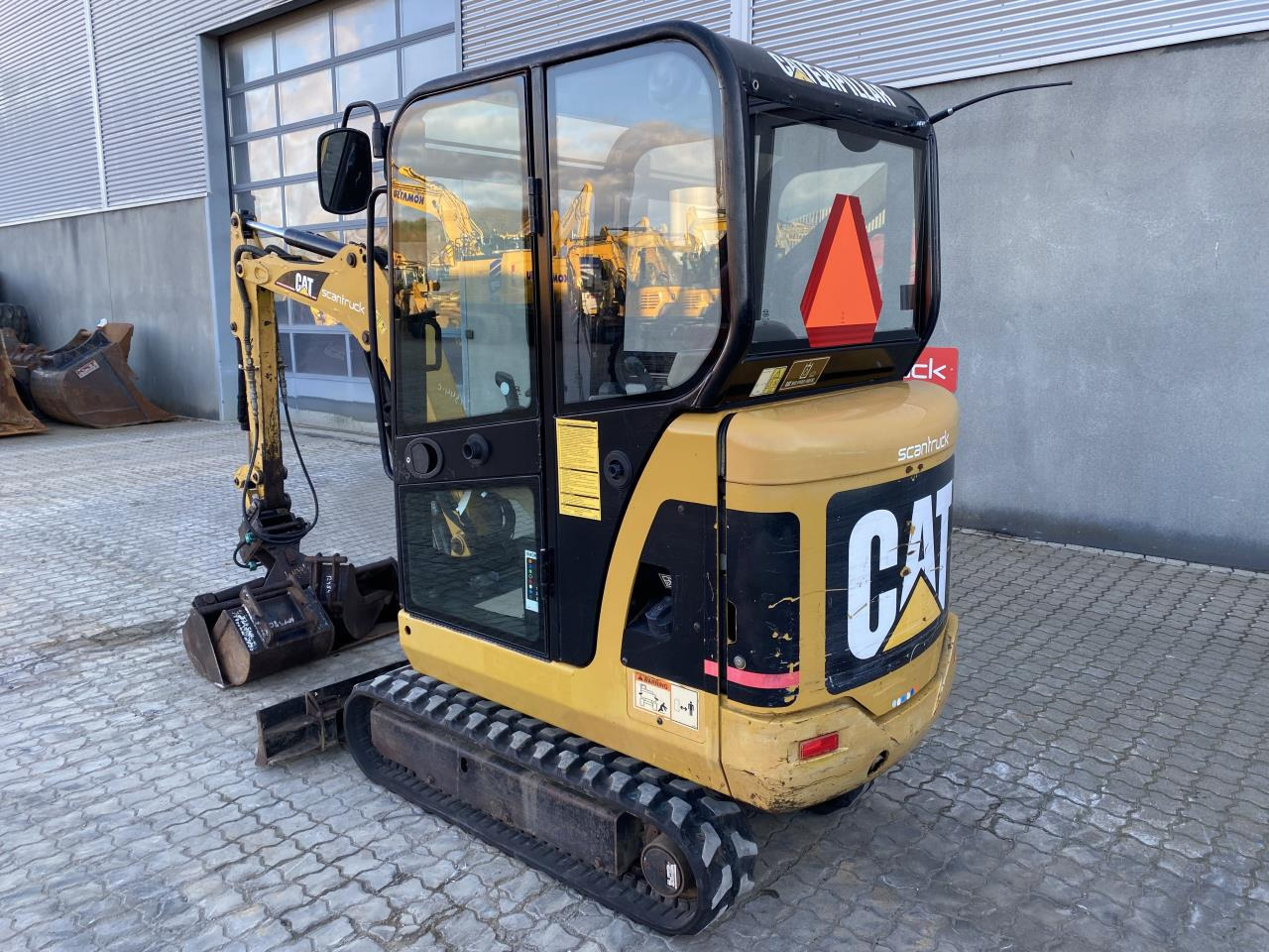Caterpillar 301.8C - 小型挖掘机:图2 Caterpillar 301.8C - 小型挖掘机:图2