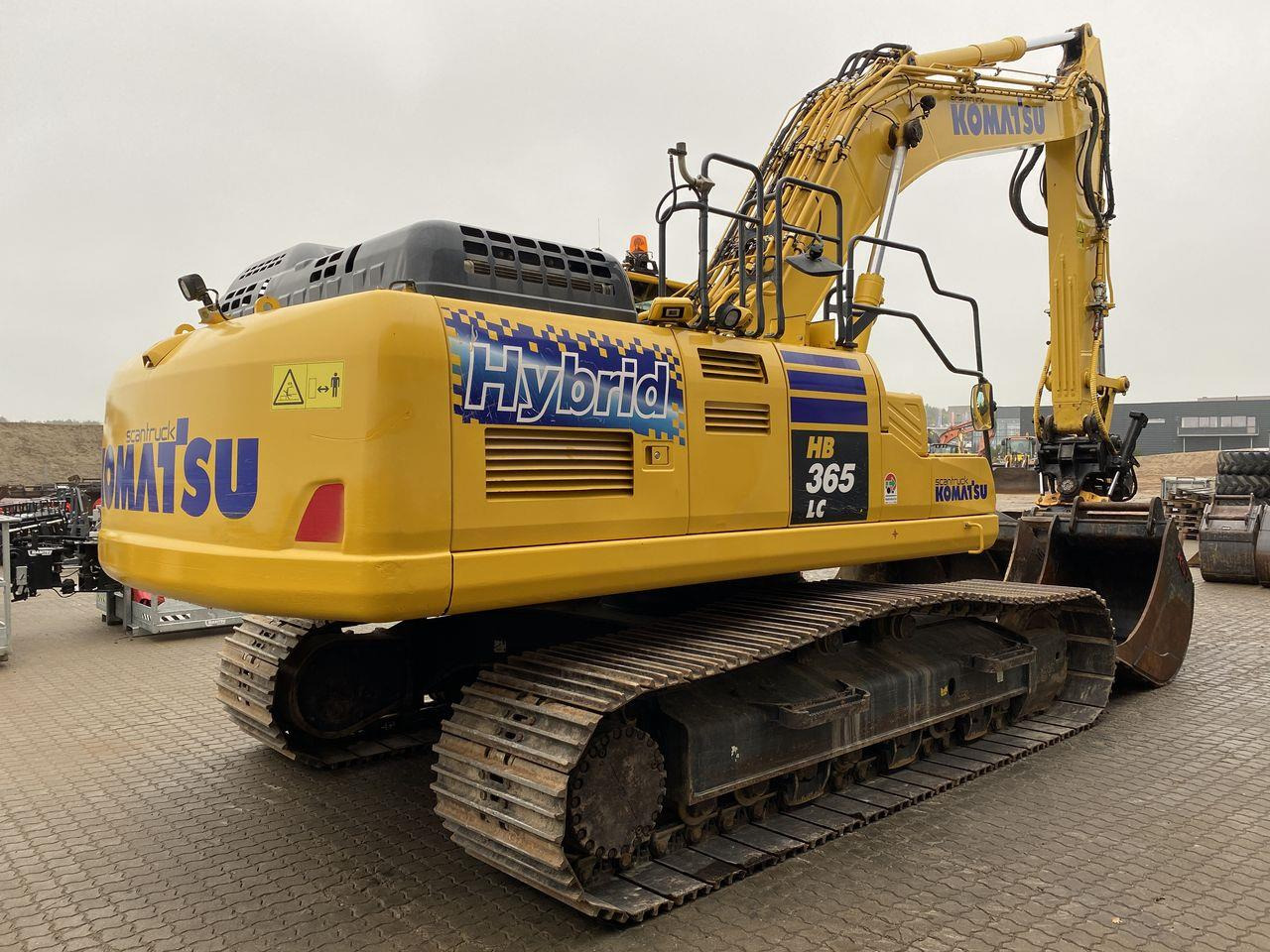Komatsu HB365LC-3EO - 履带式挖掘机:图4 Komatsu HB365LC-3EO - 履带式挖掘机:图4