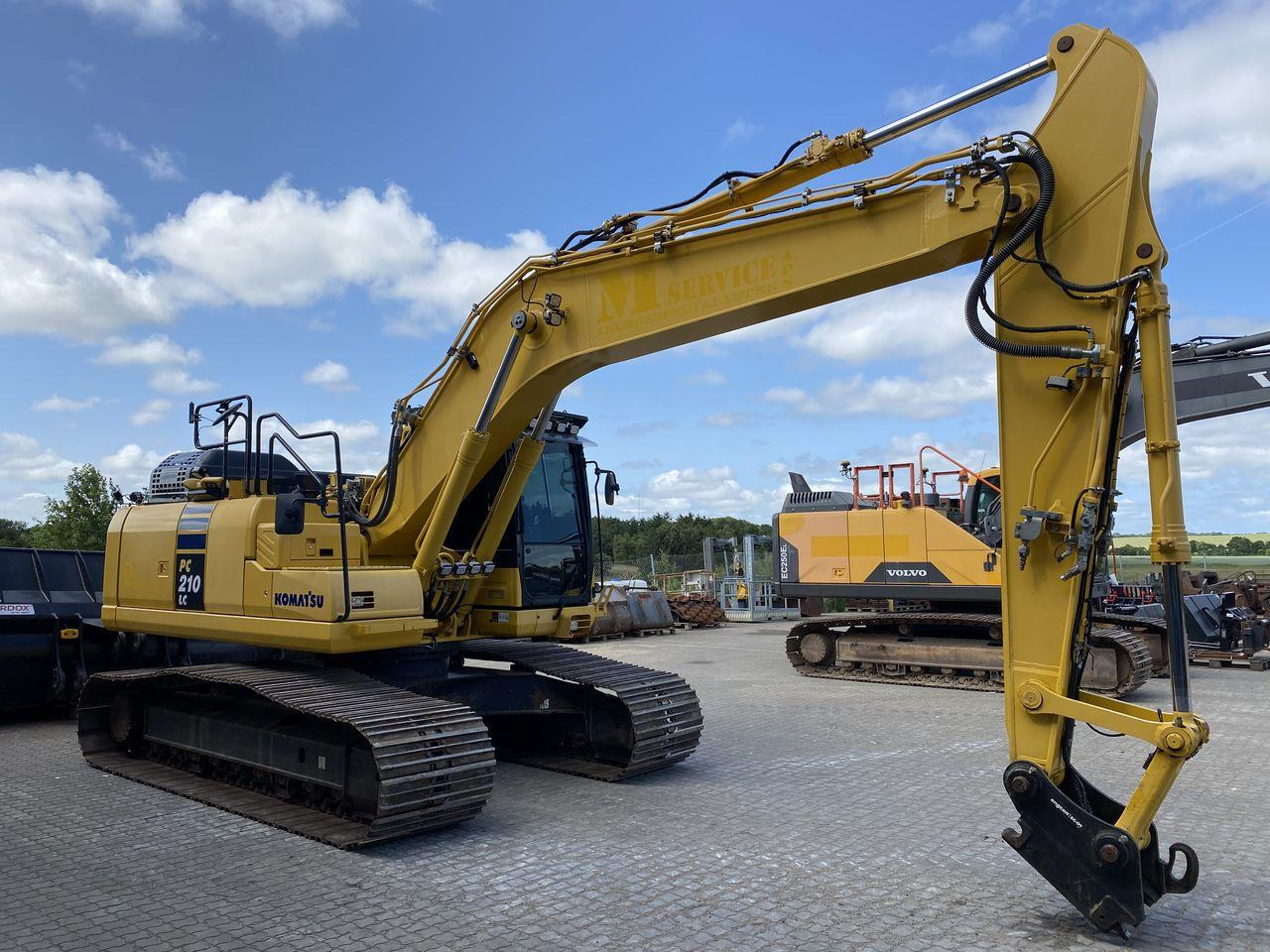 Komatsu PC210LC-11 - 履带式挖掘机:图5 Komatsu PC210LC-11 - 履带式挖掘机:图5