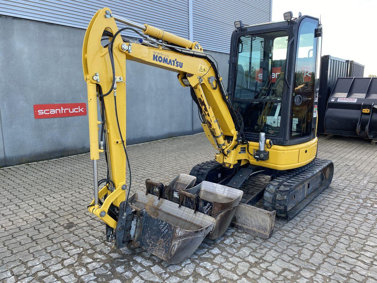 Komatsu PC26MR-3 - 小型挖掘机:图1 Komatsu PC26MR-3 - 小型挖掘机:图1