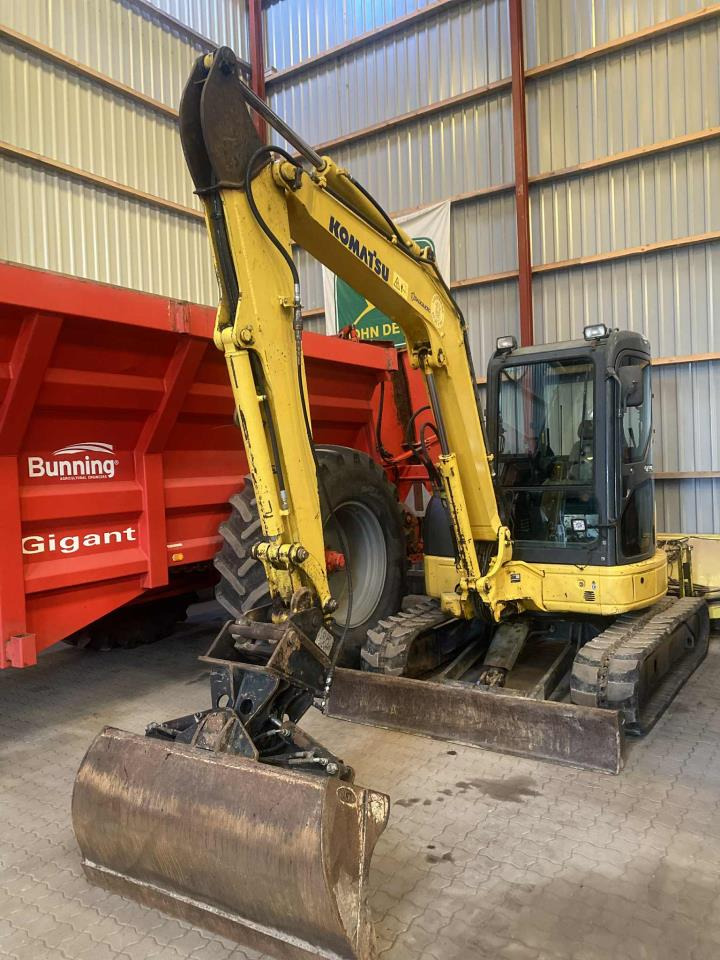 Komatsu PC50MR-2 - 小型挖掘机:图1 Komatsu PC50MR-2 - 小型挖掘机:图1