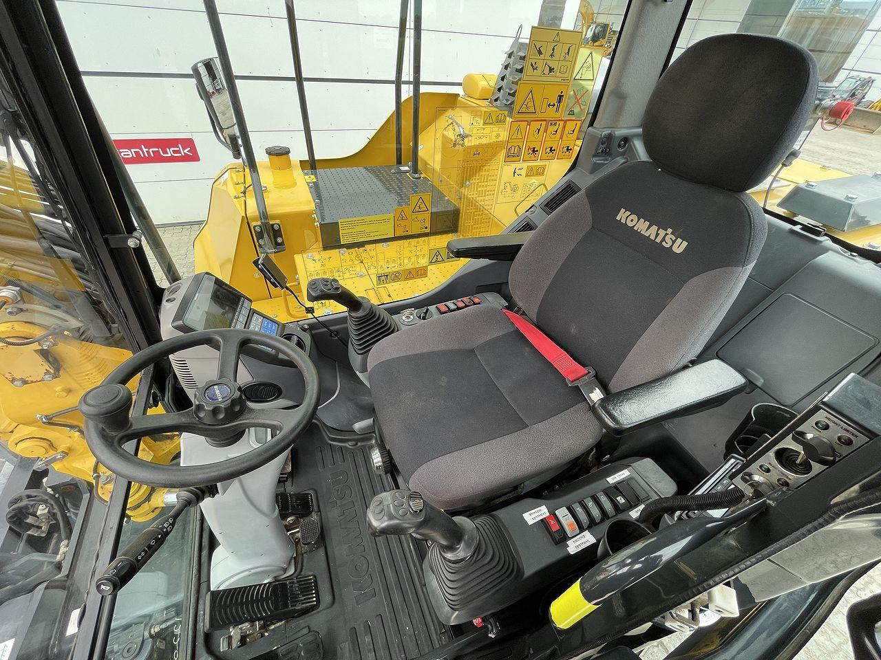 Komatsu PW118MR-11 - 小型挖掘机:图3 Komatsu PW118MR-11 - 小型挖掘机:图3