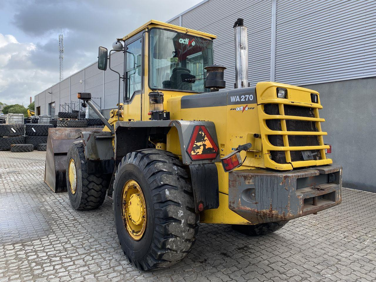 Komatsu WA270-3 - 轮式装载机:图2 Komatsu WA270-3 - 轮式装载机:图2