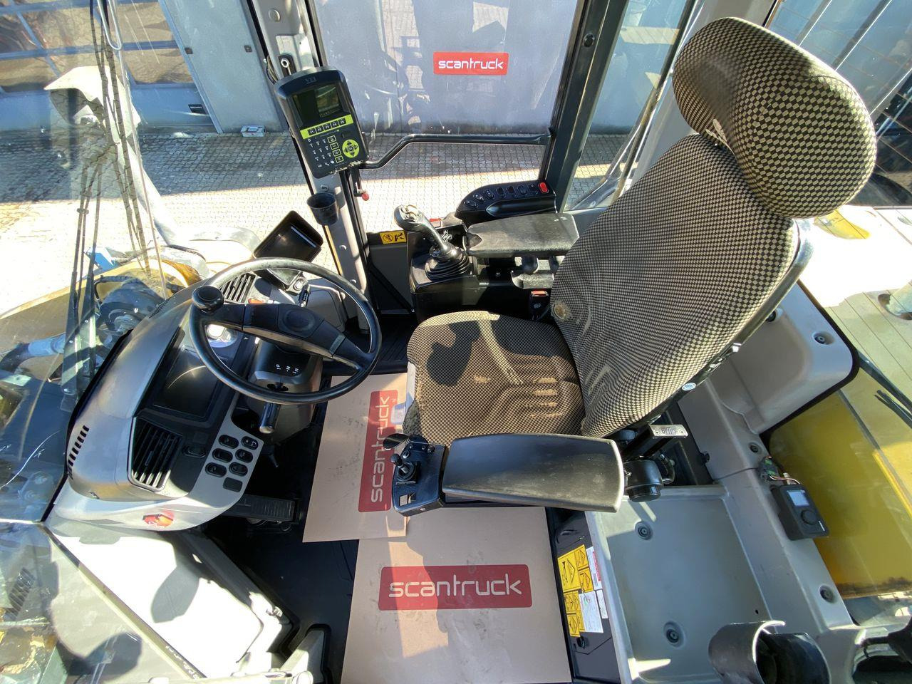 Komatsu WA470-7 - 轮式装载机:图3 Komatsu WA470-7 - 轮式装载机:图3