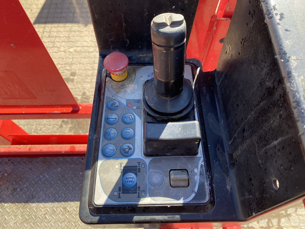 Manitou 140SC - 剪式升降机:图3 Manitou 140SC - 剪式升降机:图3