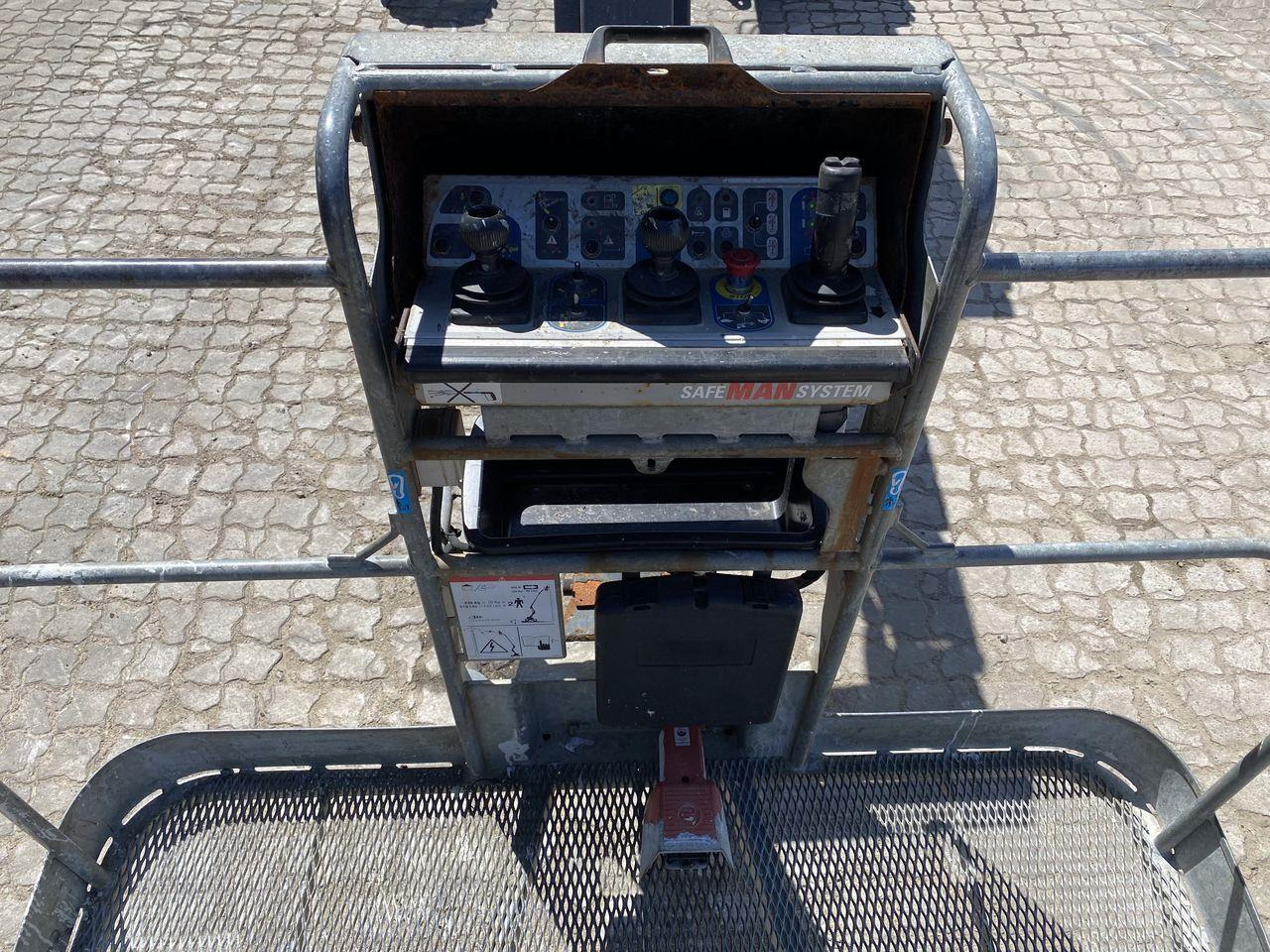 Manitou 180ATJ 2 RC - 铰接臂:图3 Manitou 180ATJ 2 RC - 铰接臂:图3