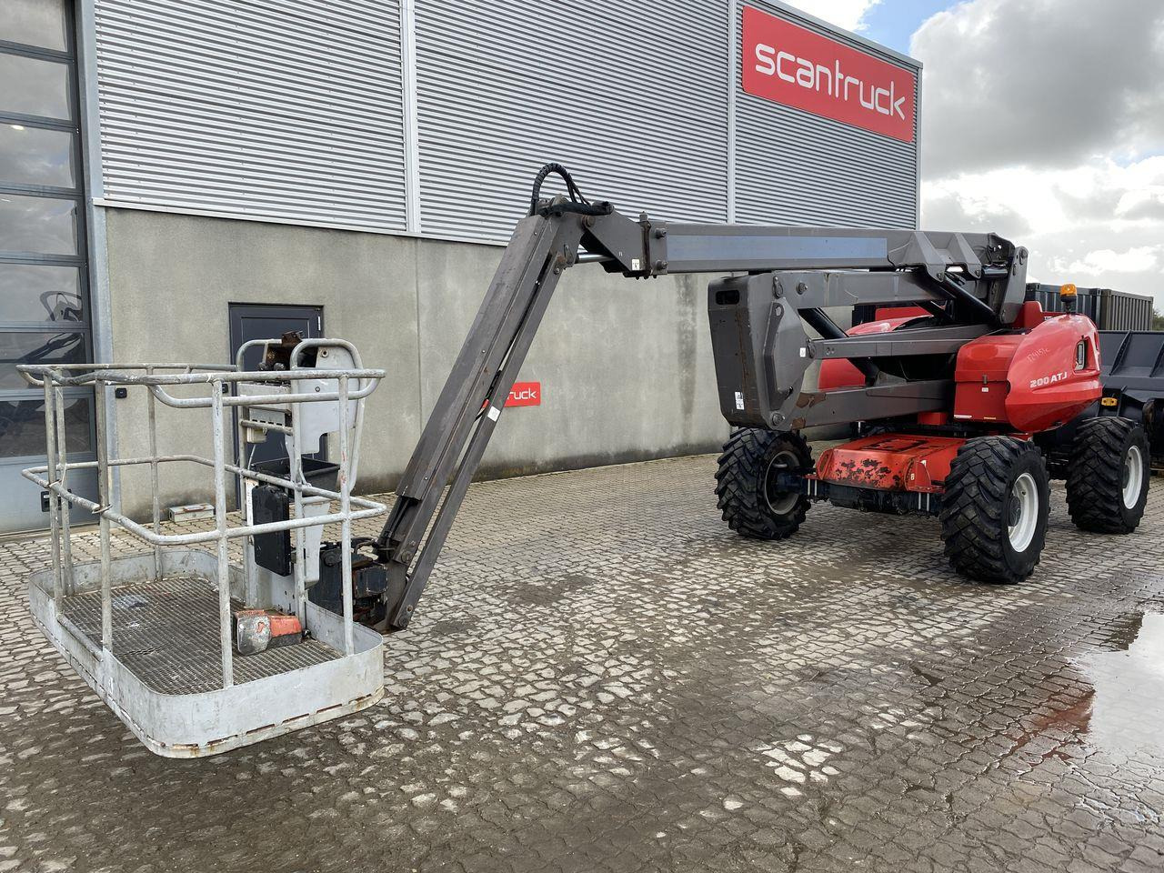 Manitou 200ATJ RC - 铰接臂:图1 Manitou 200ATJ RC - 铰接臂:图1