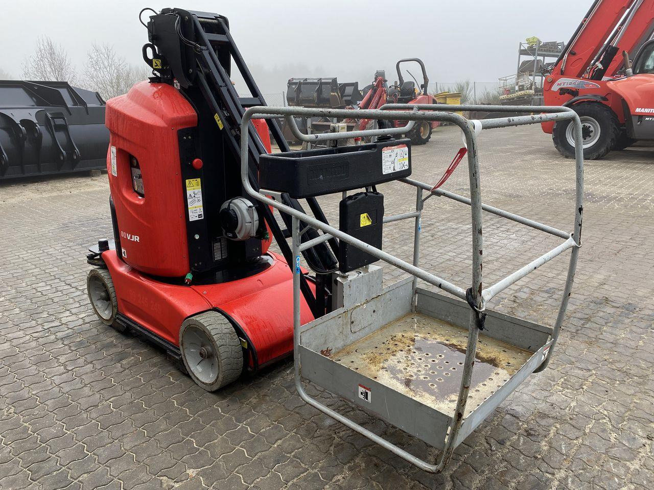 Manitou 80VJR - 垂直桅杆升降机:图5 Manitou 80VJR - 垂直桅杆升降机:图5
