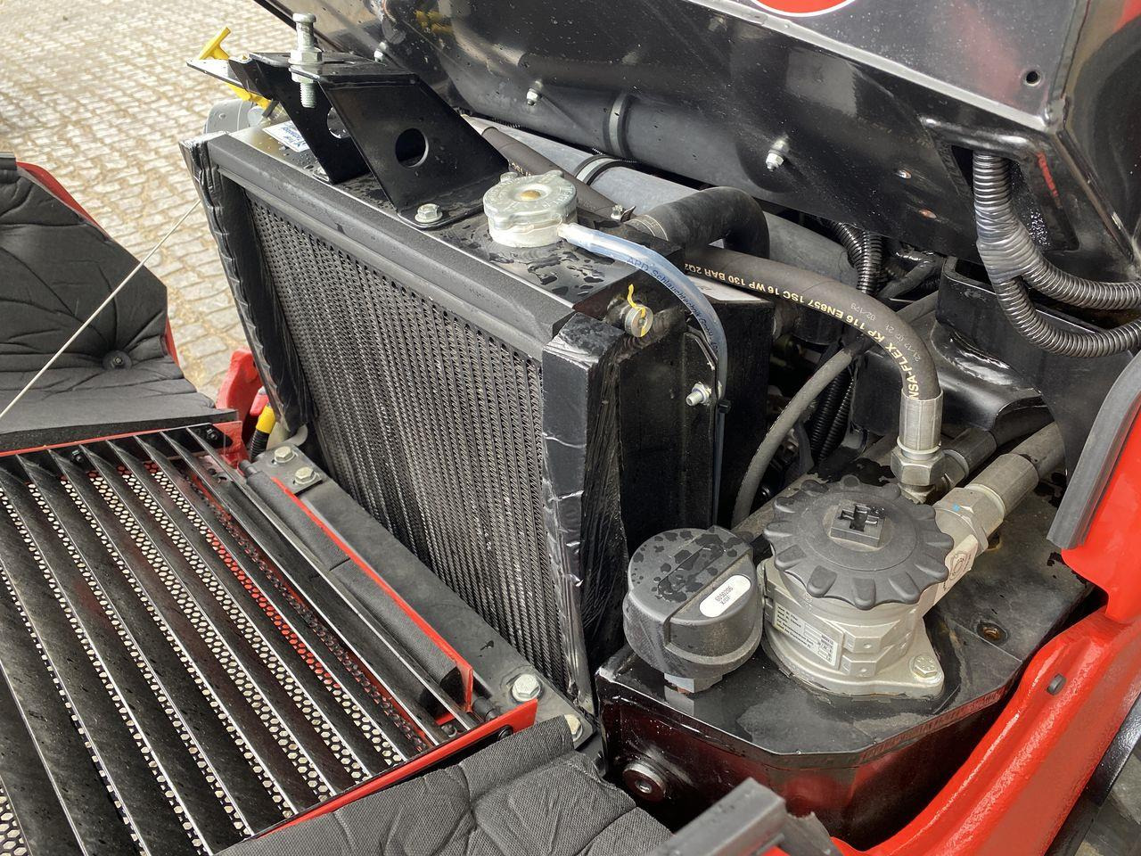 紧凑型装载机 Manitou MLA 2-25H 4P：图8