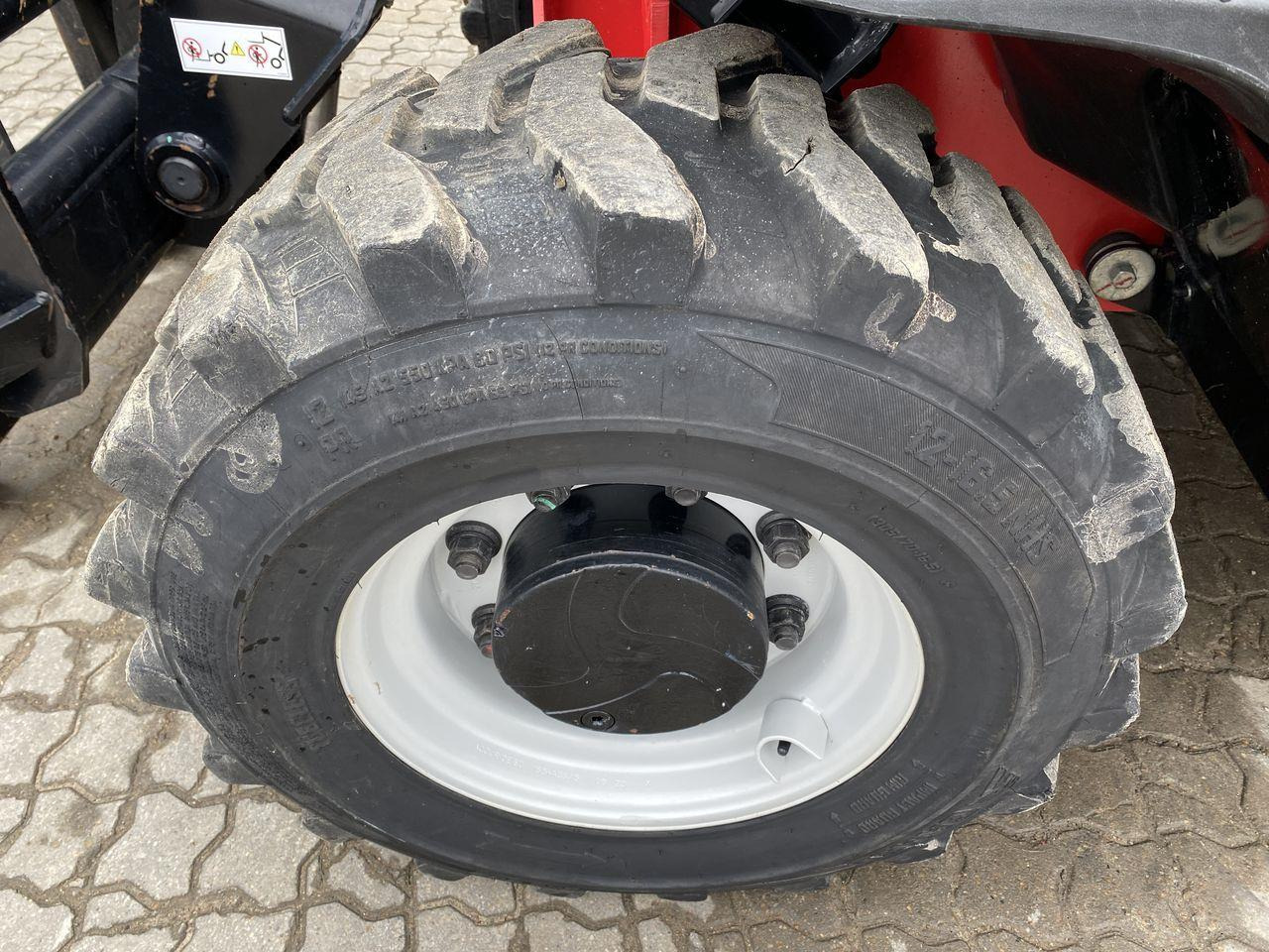 伸缩臂叉装车 Manitou MT625H Comfort ST5：图6