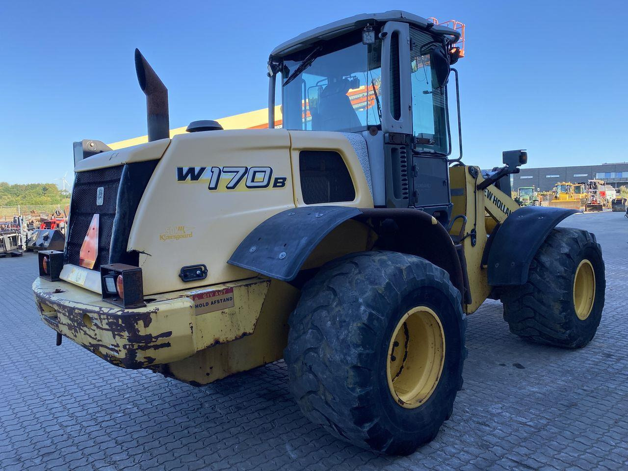 New Holland W170B - 轮式装载机:图4 New Holland W170B - 轮式装载机:图4