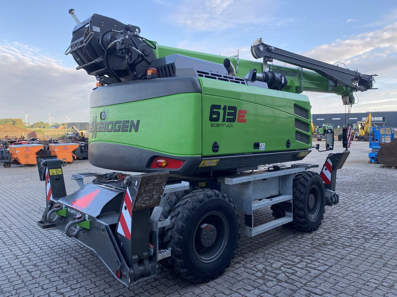 SENNEBOGEN 613E-M - 垃圾/ 工业叉装车:图4 SENNEBOGEN 613E-M - 垃圾/ 工业叉装车:图4