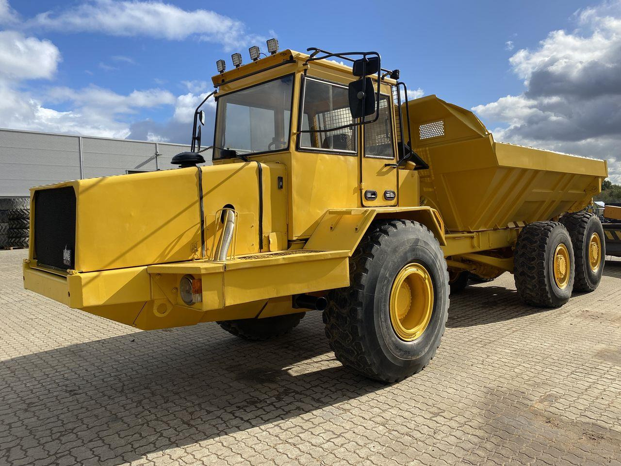 Volvo A20 - 铰接式自卸车:图1 Volvo A20 - 铰接式自卸车:图1