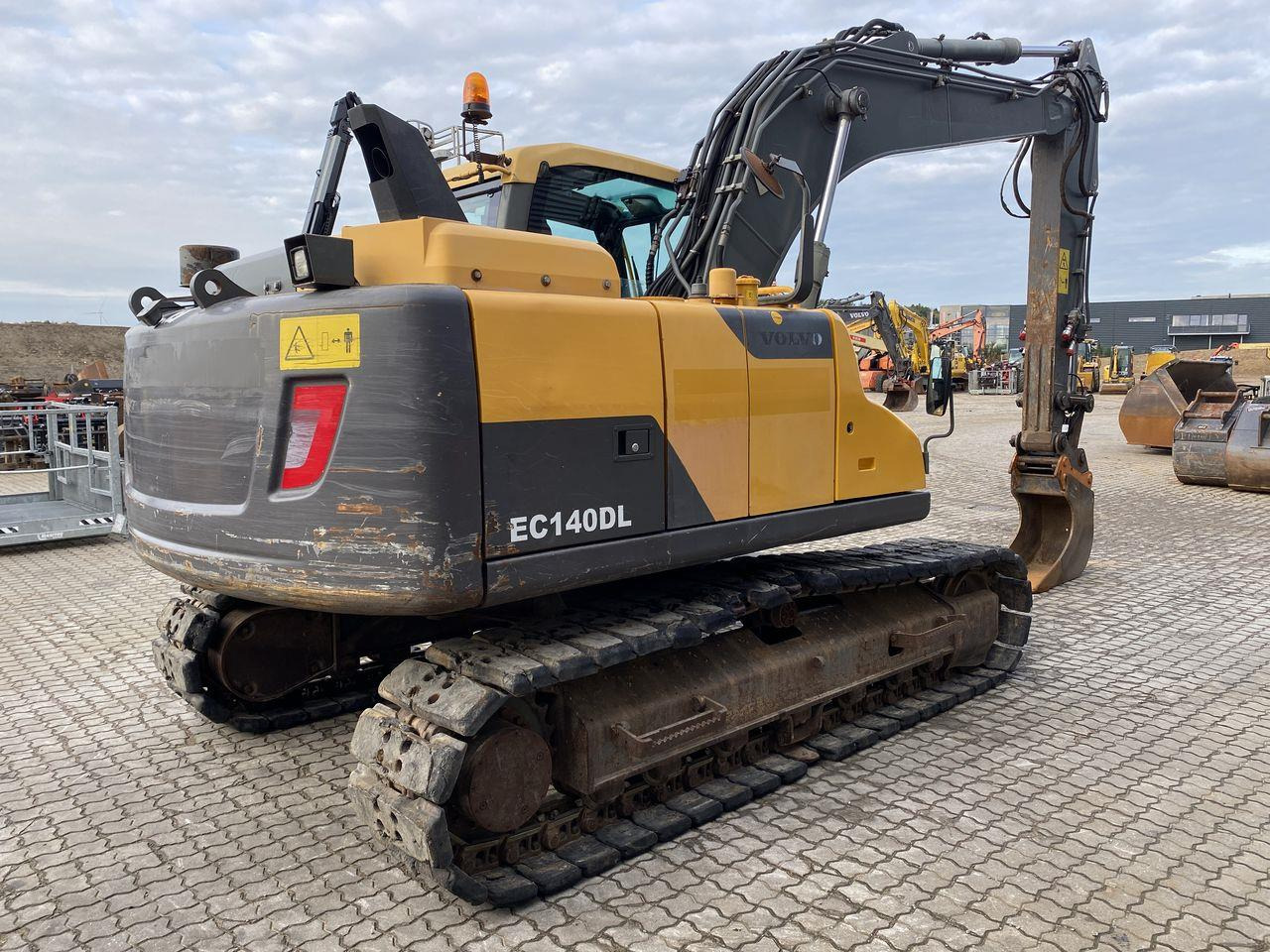 Volvo EC140 - 履带式挖掘机:图4 Volvo EC140 - 履带式挖掘机:图4