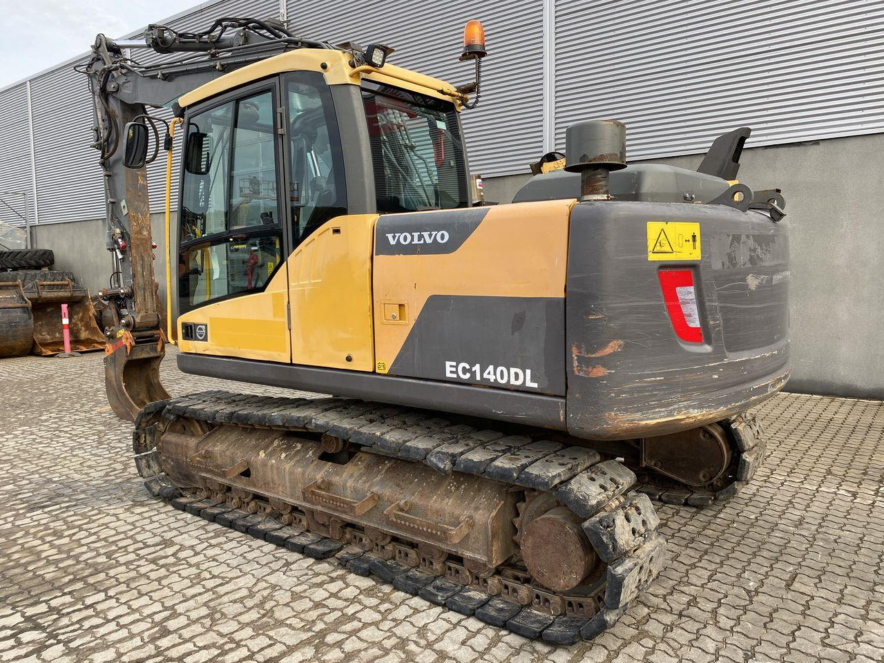 Volvo EC140 - 履带式挖掘机:图2 Volvo EC140 - 履带式挖掘机:图2