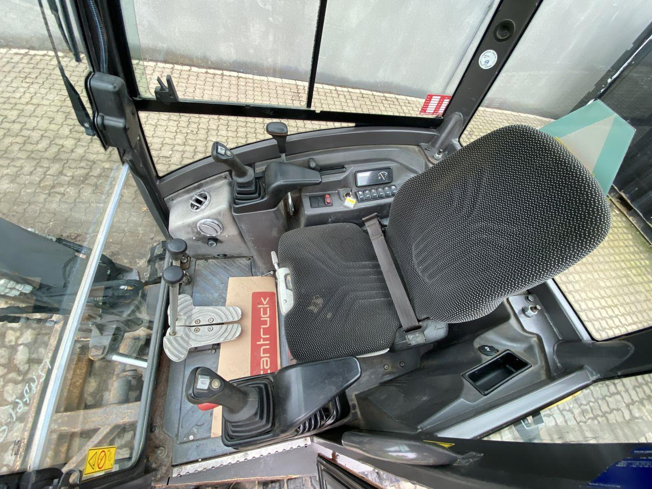 Volvo ECR25 - 小型挖掘机:图3 Volvo ECR25 - 小型挖掘机:图3