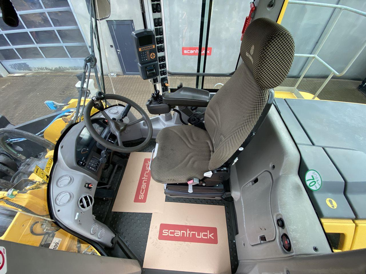 Volvo L220G - 轮式装载机:图3 Volvo L220G - 轮式装载机:图3