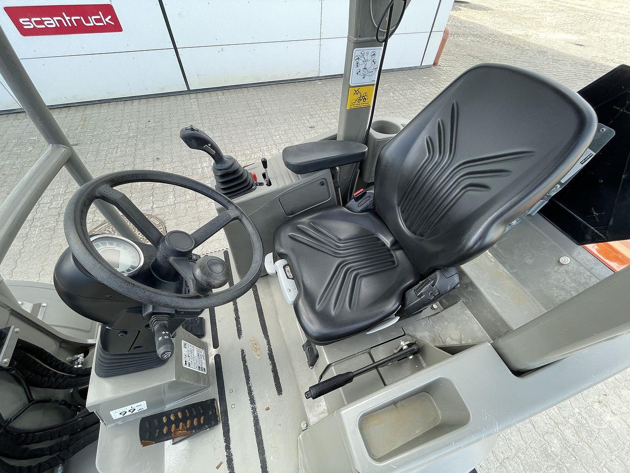 Weycor AR380 Agrar - 紧凑型装载机:图3 Weycor AR380 Agrar - 紧凑型装载机:图3