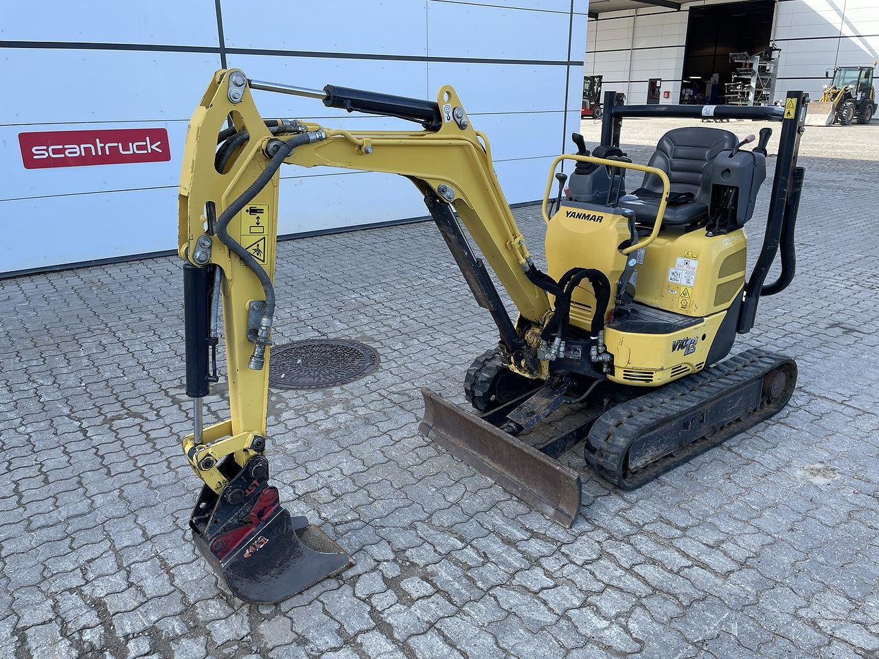 Yanmar VIO12 - 小型挖掘机:图1 Yanmar VIO12 - 小型挖掘机:图1