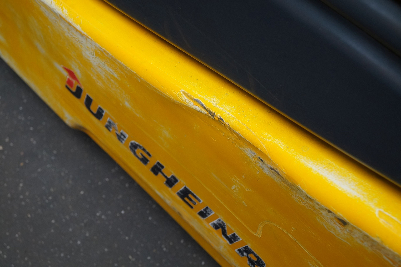 Jungheinrich EFG215 - 电动叉车:图5 Jungheinrich EFG215 - 电动叉车:图5