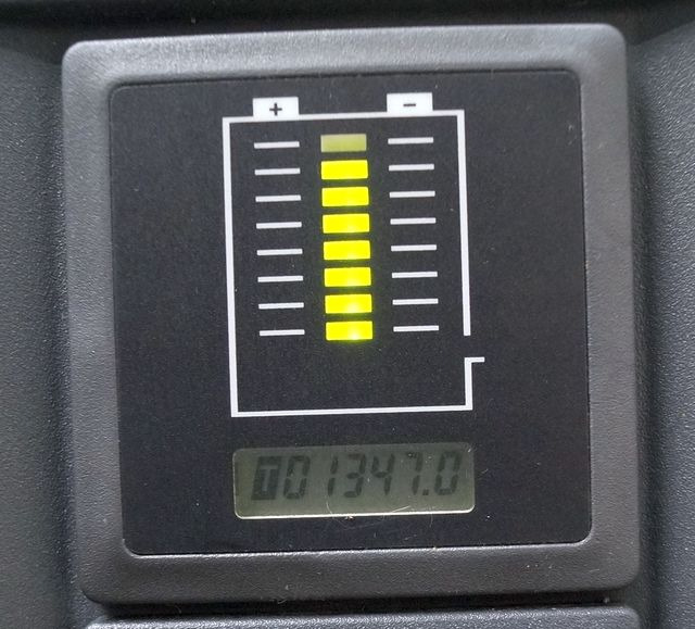 Jungheinrich EJC110 - 堆垛机:图4 Jungheinrich EJC110 - 堆垛机:图4