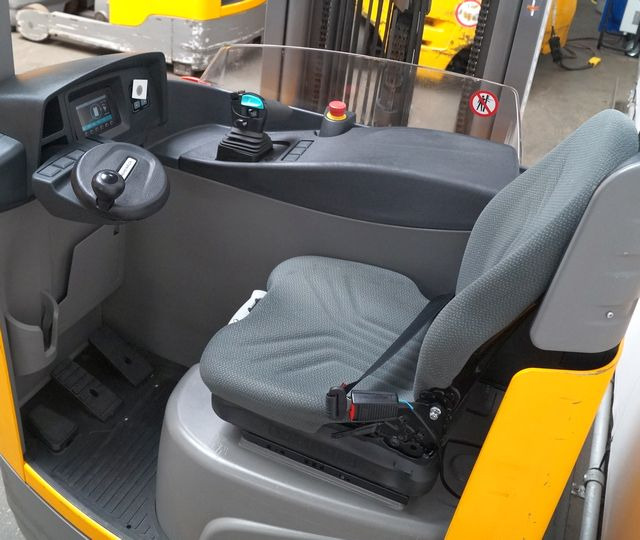 Jungheinrich ETV214 - 前移式叉车:图3 Jungheinrich ETV214 - 前移式叉车:图3