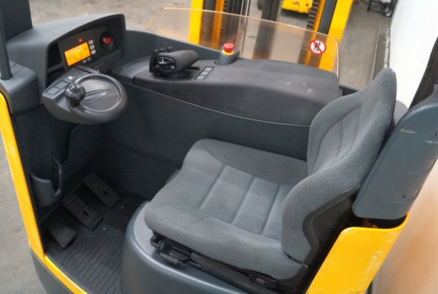 Jungheinrich ETV216 - 前移式叉车:图3 Jungheinrich ETV216 - 前移式叉车:图3