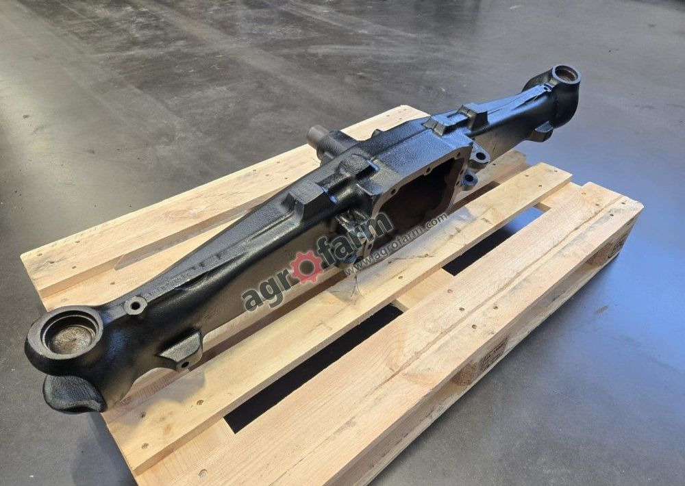 Obudowa przedniego mostu, New Holland L75, TL - 传动装置:图2 Obudowa przedniego mostu, New Holland L75, TL - 传动装置:图2