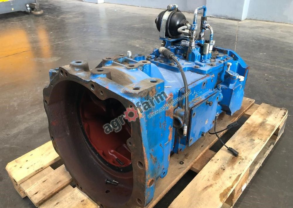 SKRZYNIA BIEGÓW FORD 7840 F0NN7003FD - 变速箱:图3 SKRZYNIA BIEGÓW FORD 7840 F0NN7003FD - 变速箱:图3