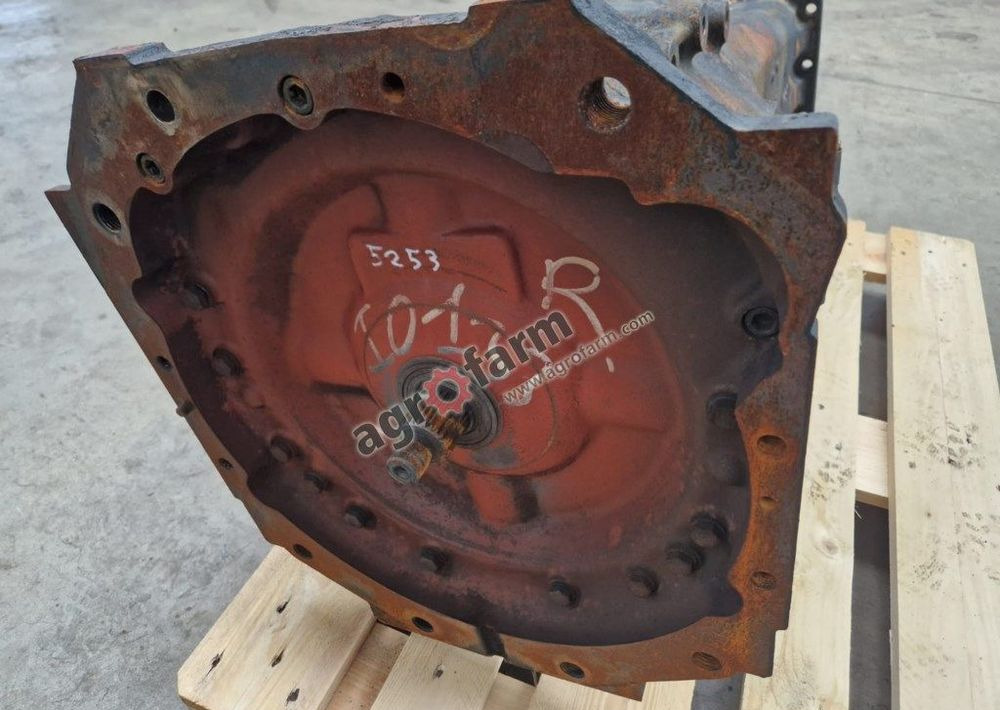 SKRZYNIA BIEGÓW RENAULT ARES 556 RZ 461B8 - 变速箱:图2 SKRZYNIA BIEGÓW RENAULT ARES 556 RZ 461B8 - 变速箱:图2