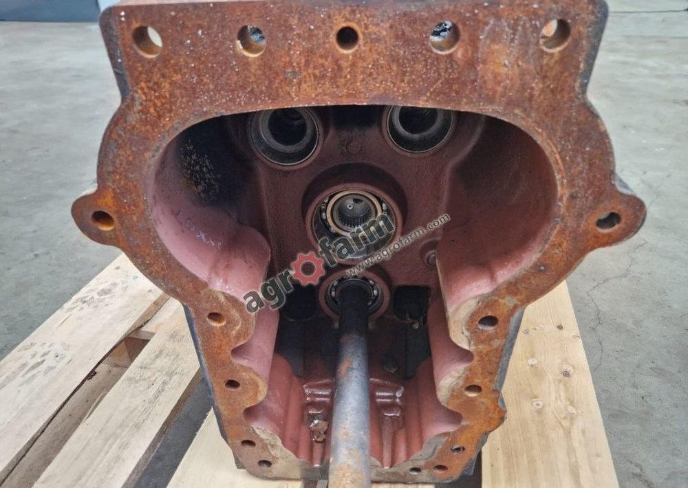 Skrzynia biegów Case Luxxum 120 ZF - 变速箱:图4 Skrzynia biegów Case Luxxum 120 ZF - 变速箱:图4