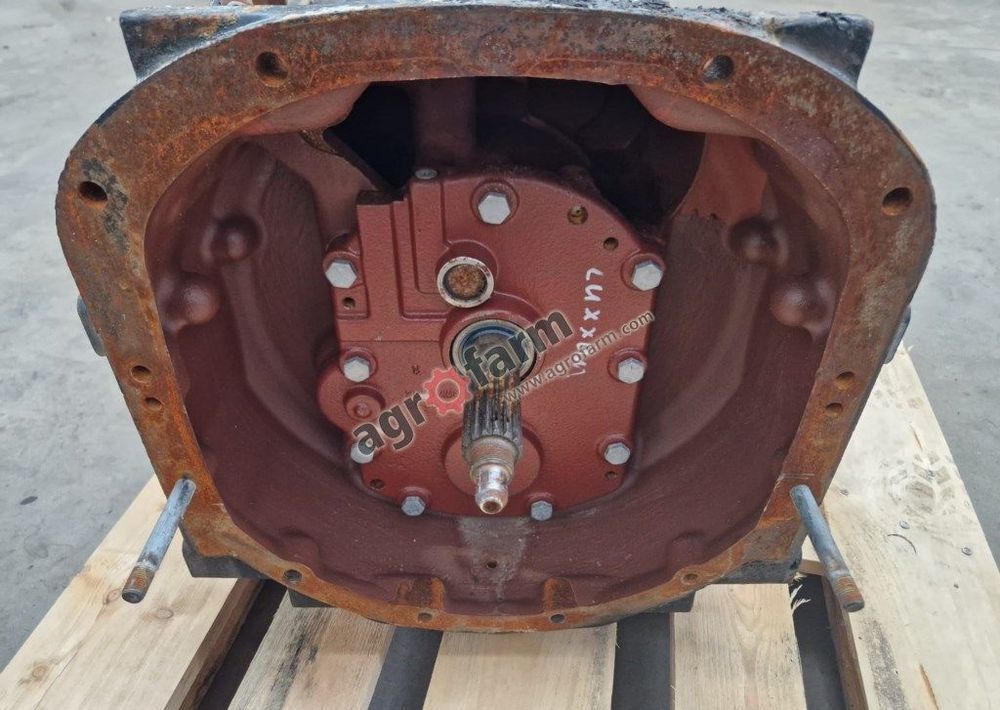 Skrzynia biegów Case Luxxum 120 ZF - 变速箱:图3 Skrzynia biegów Case Luxxum 120 ZF - 变速箱:图3