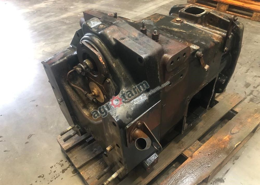 Skrzynia biegów Case Magnum 335 87428576 - 变速箱:图1 Skrzynia biegów Case Magnum 335 87428576 - 变速箱:图1