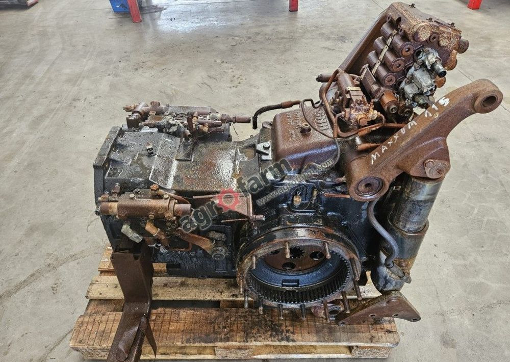 TYLNY MOST CASE MAXXUM 115 44980058 - 变速箱:图2 TYLNY MOST CASE MAXXUM 115 44980058 - 变速箱:图2